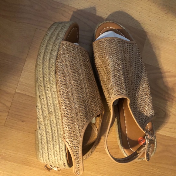 Women’s Espadrilles Tan Woven Size 7.5 - Picture 2 of 4
